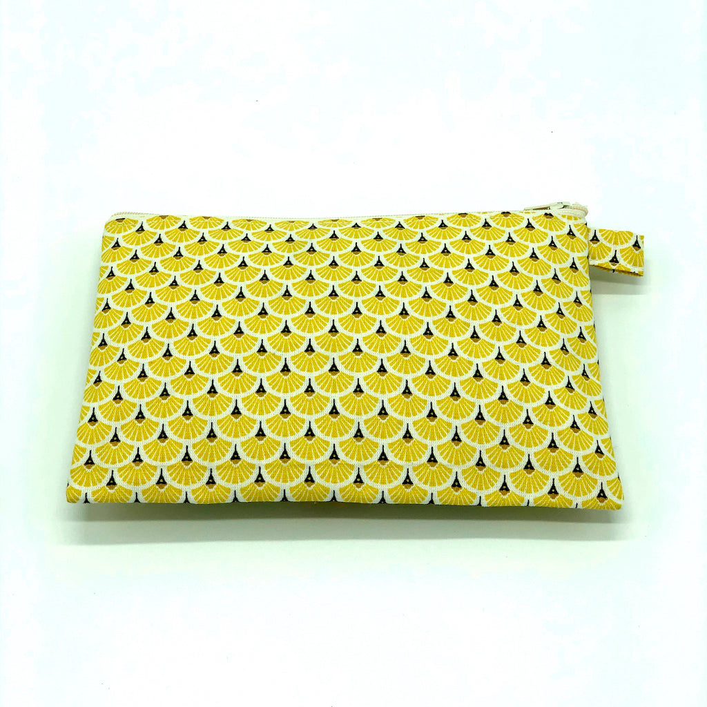 刺繍入りポーチ - YELLOW - Borderless Creations